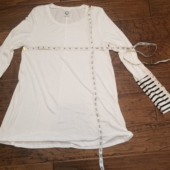 sun & moon Tunic Lace and Button Cuffs Cream Small - Picture 5 of 5